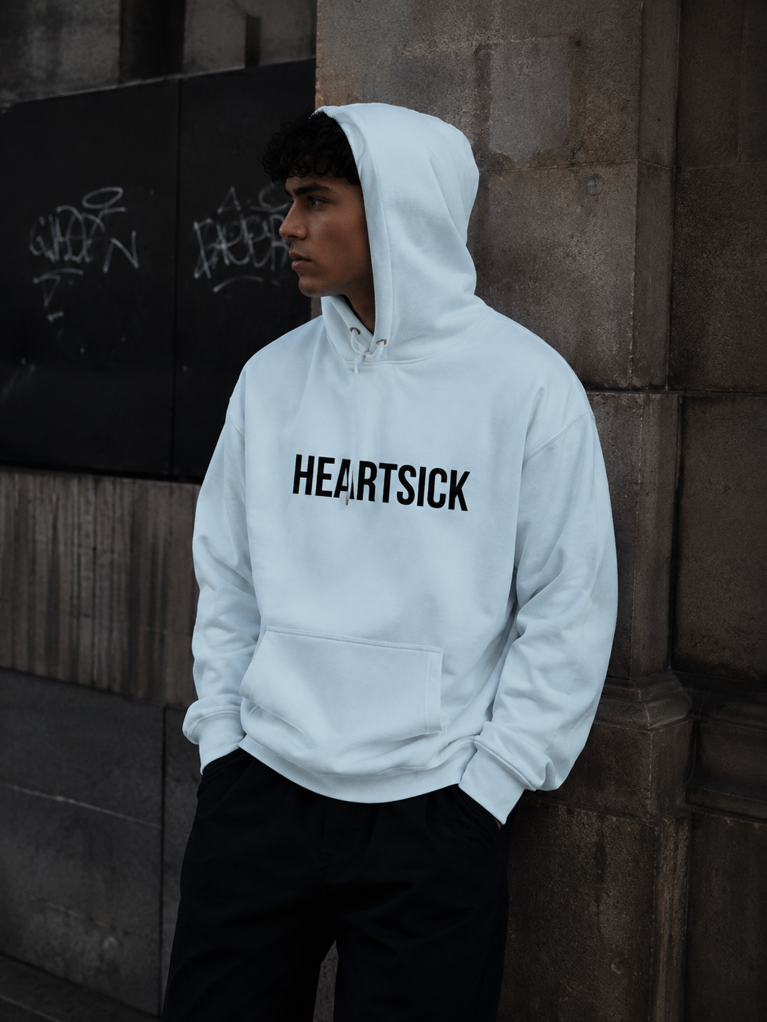 Hoodie Heartsick — INACHEVÉ